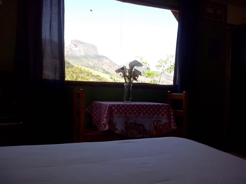 Chales Azaleia São Bento do Sapucaí Chambre photo